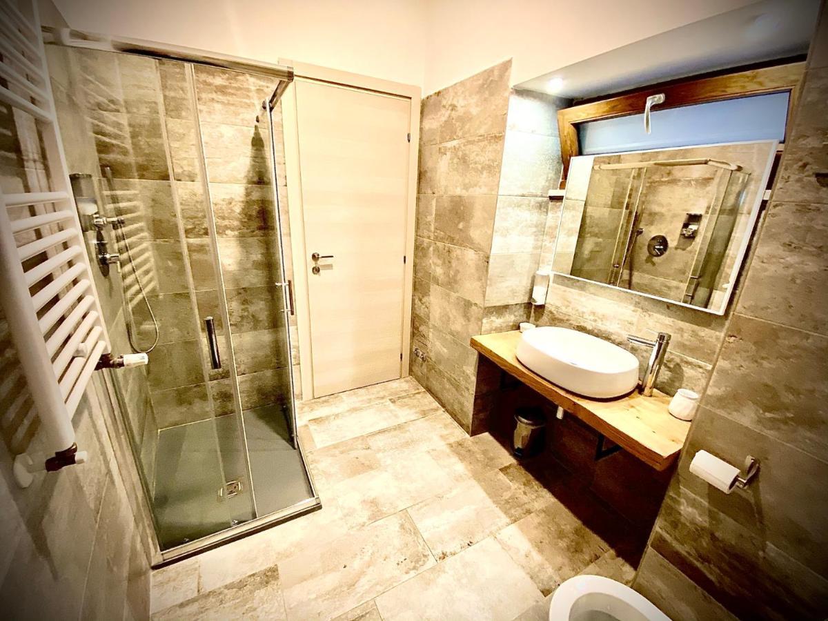 كابرارولا B&B Il Vicolo المظهر الخارجي الصورة